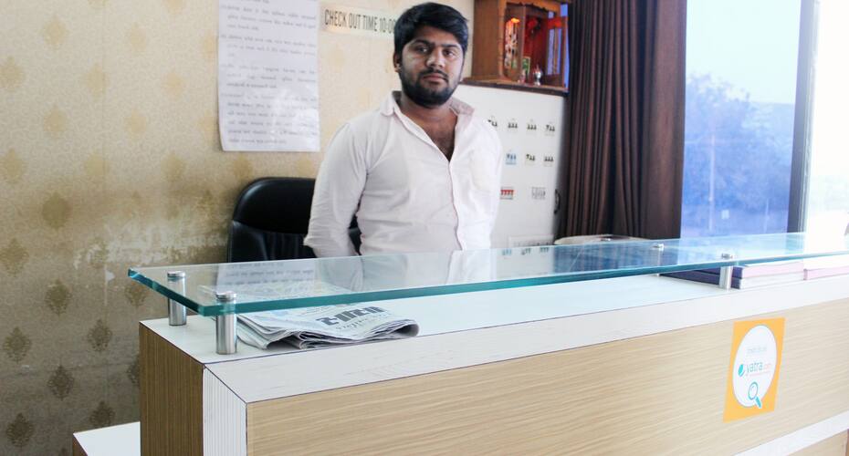 Hotel Sun Light, Ahmedabad 5